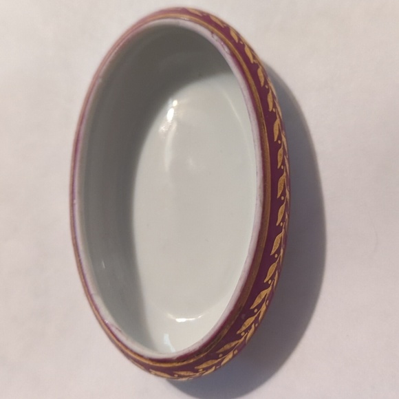 Limoges France trinket box oval - Picture 8 of 10